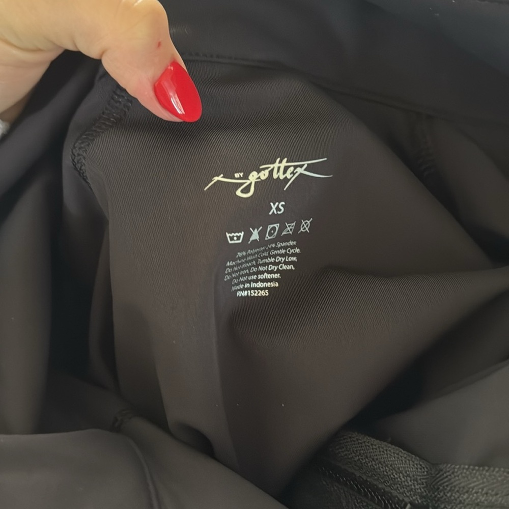 X by Gottex Quarter Zip Sweatshirt - Picture 5 of 5